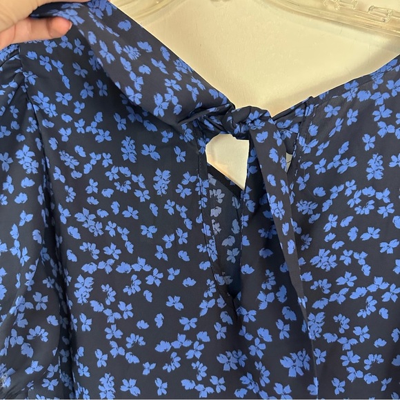 Lush | Black and Blue Floral Tie Back Blouse Size Large NWT - Picture 8 of 8